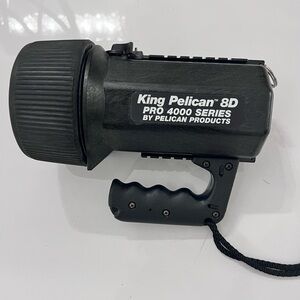 Flash light!! Under water flash lite !